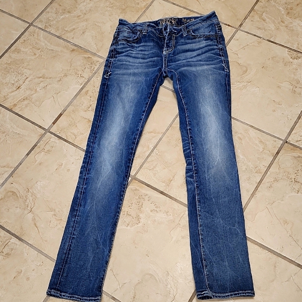 BUCKLE BLACK Blue Jeans 26X32 STRAIGHT